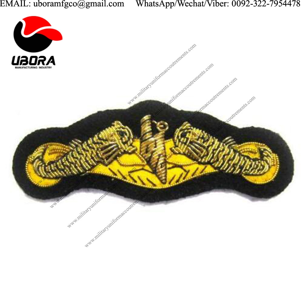 HAT CAP BADGE US NAVY SUBMARINE HAND EMBROIDERED NEW GOLD BULLION BADGE handmade gold navy bullion 